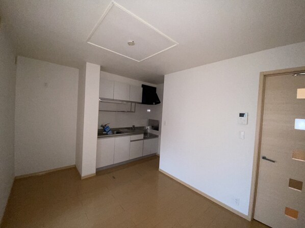 ヴィラ・カルティベートの物件内観写真